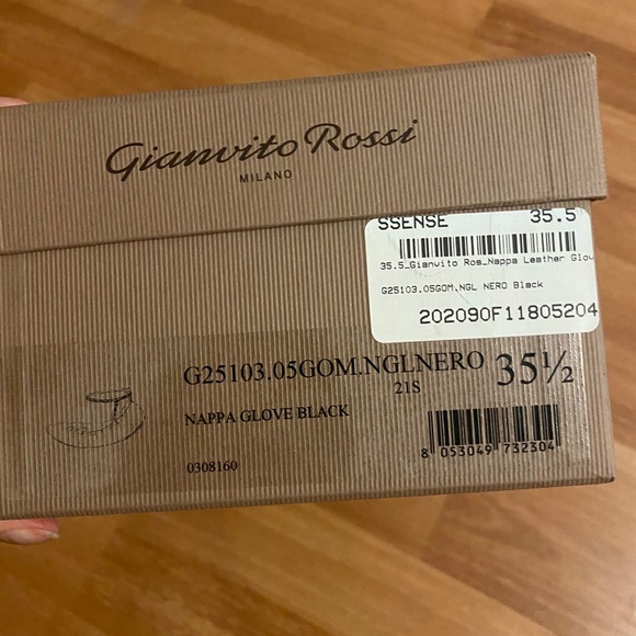 Gianvito Rossi | Black embellished ballet flats - Picture 9 of 9